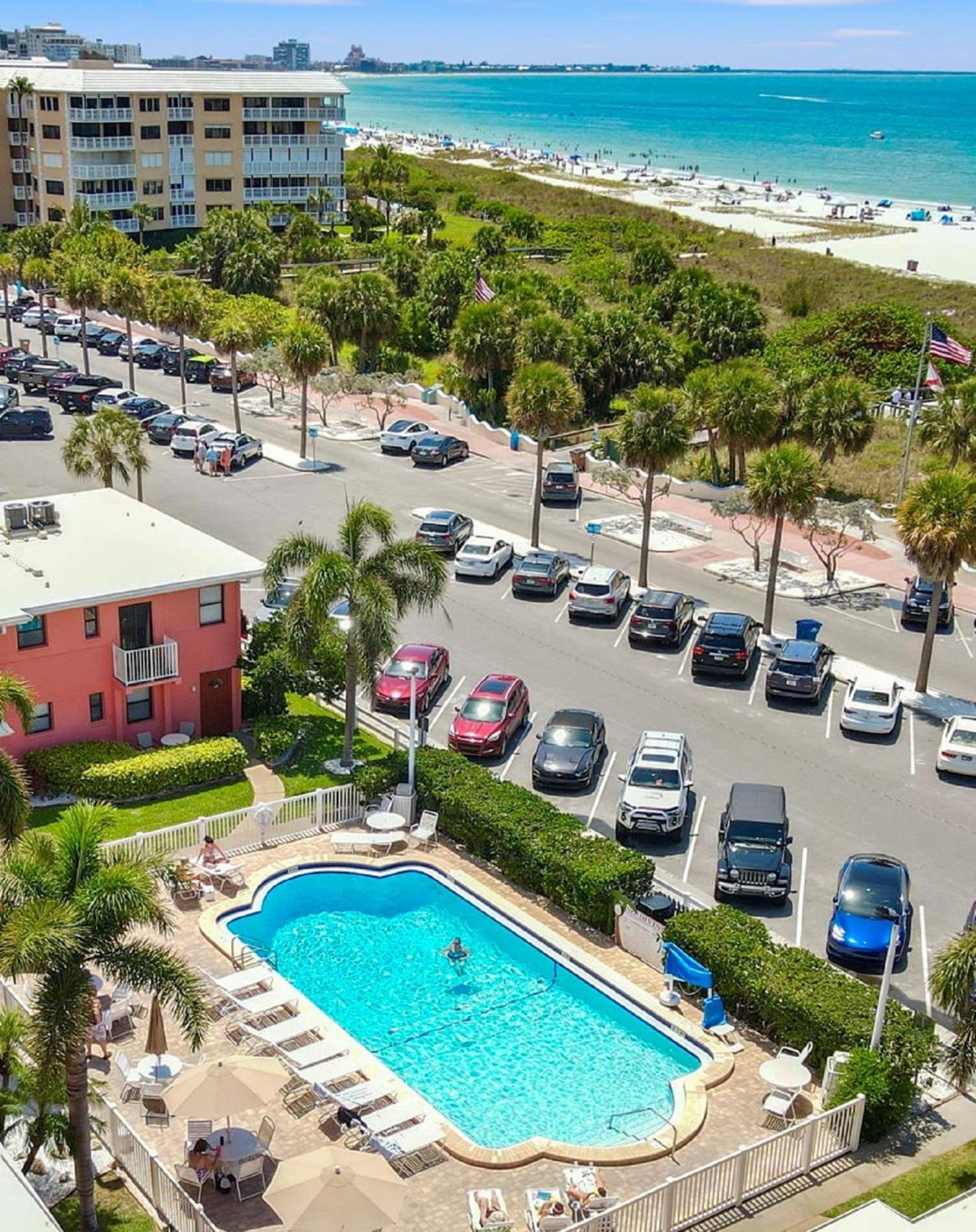 Majestic Beach Condo With Heated Pool In St Pete Beach St. Pete Beach Buitenkant foto